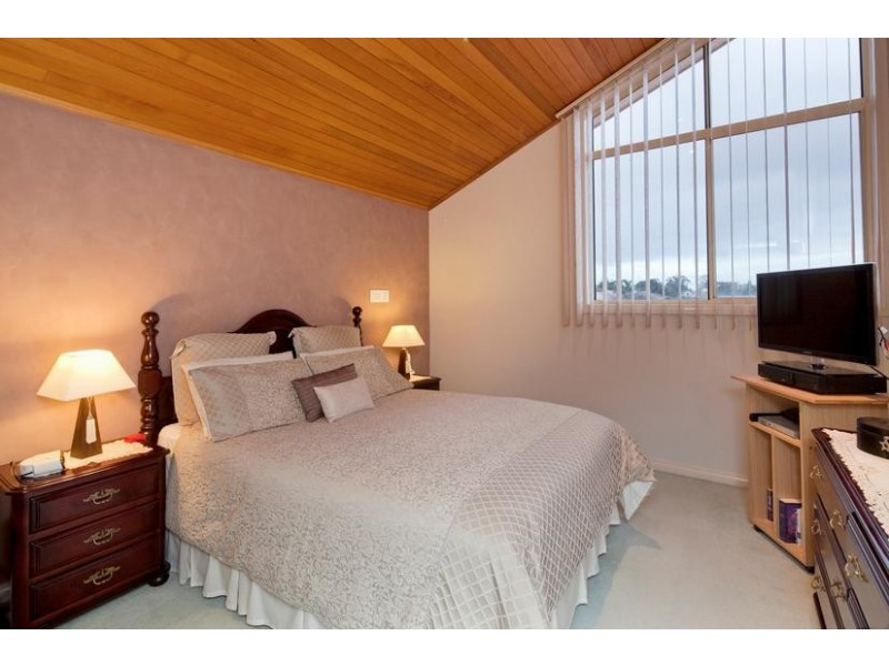 3 Durrant Place, Endeavour Hills VIC 3802