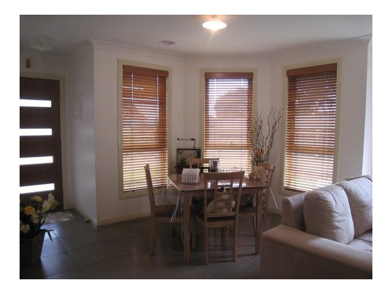 1/21 Pittosporum Grove, Doveton VIC 3177