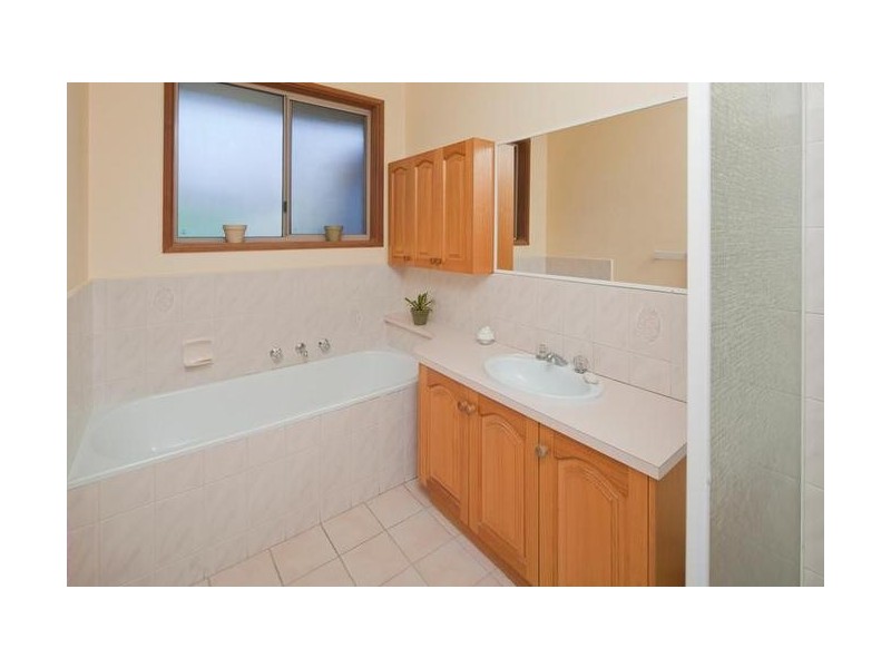 8/3-5 Clement Street, Dandenong VIC 3175