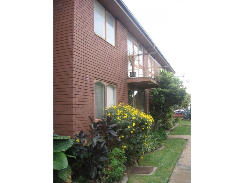 4/3 Hemmings Street, Dandenong VIC 3175