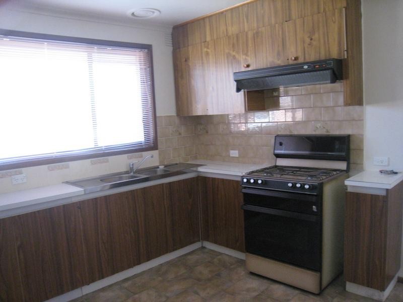 8/16 Norman Court, Dandenong VIC 3175