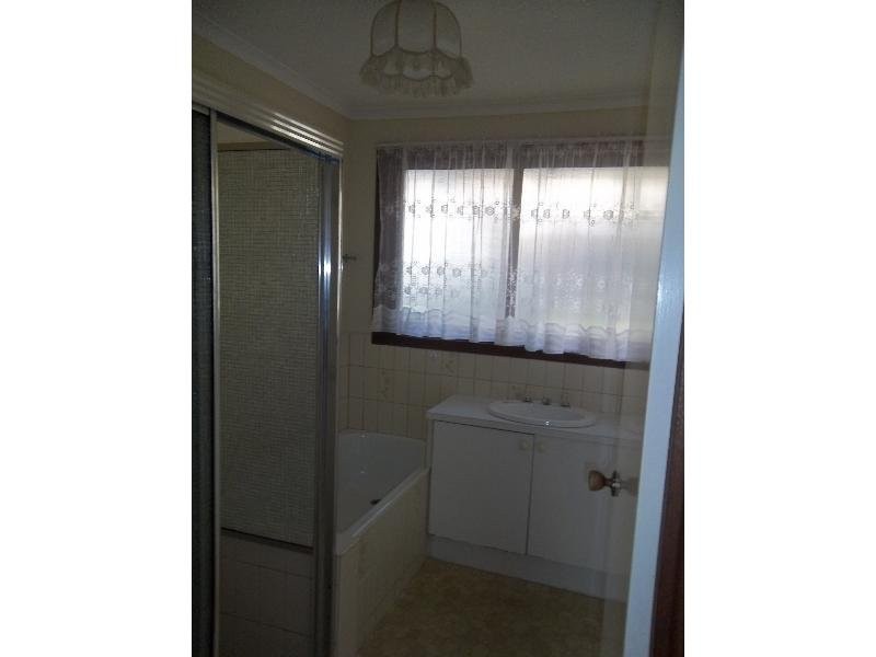 11 Glenelg Street, Dandenong VIC 3175