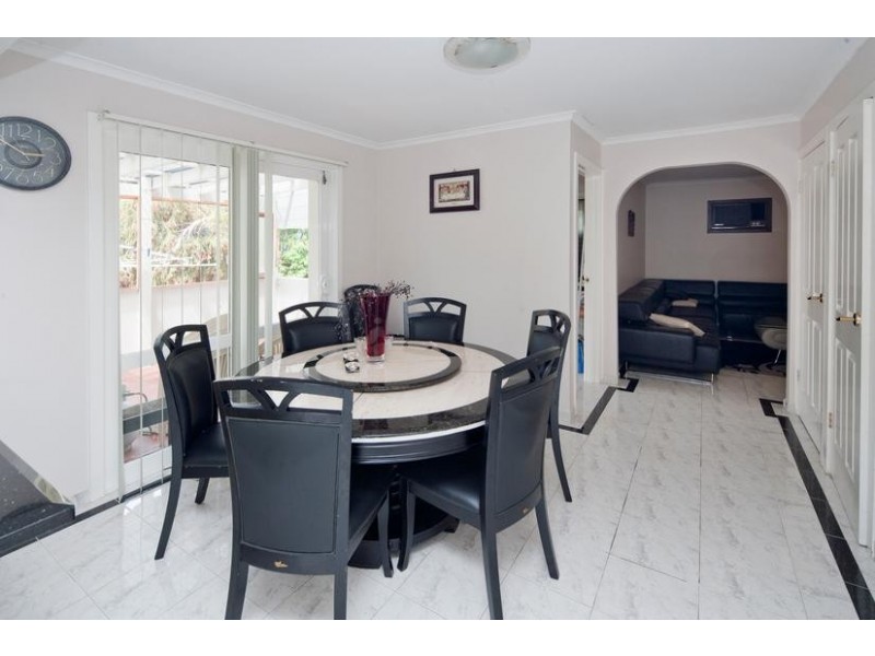 6 Lauriston Drive, Endeavour Hills VIC 3802