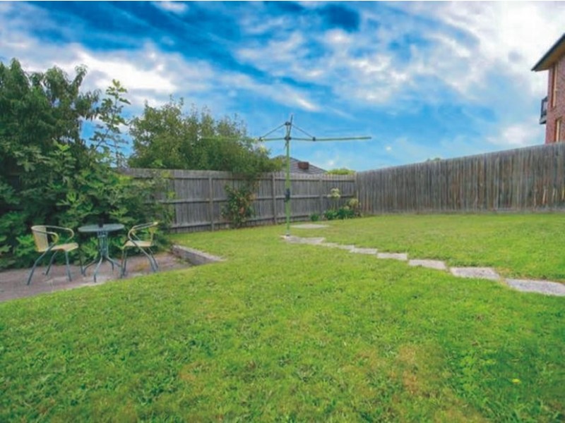 23 Rawdon Hill Drive, Dandenong North VIC 3175