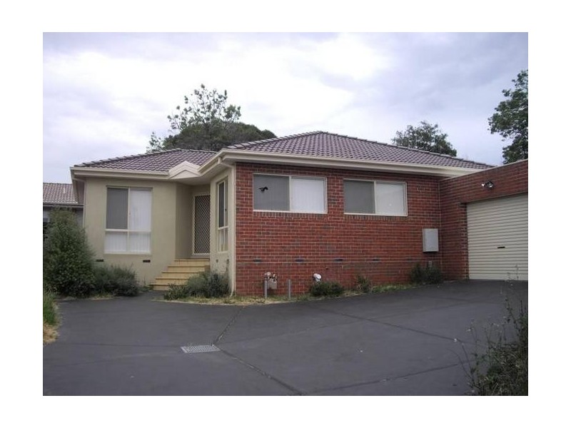 2/2 Tooronga Road, Dandenong North VIC 3175