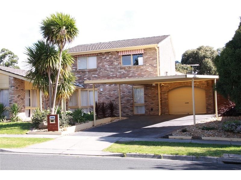 2 Mildura Crescent, Endeavour Hills VIC 3802