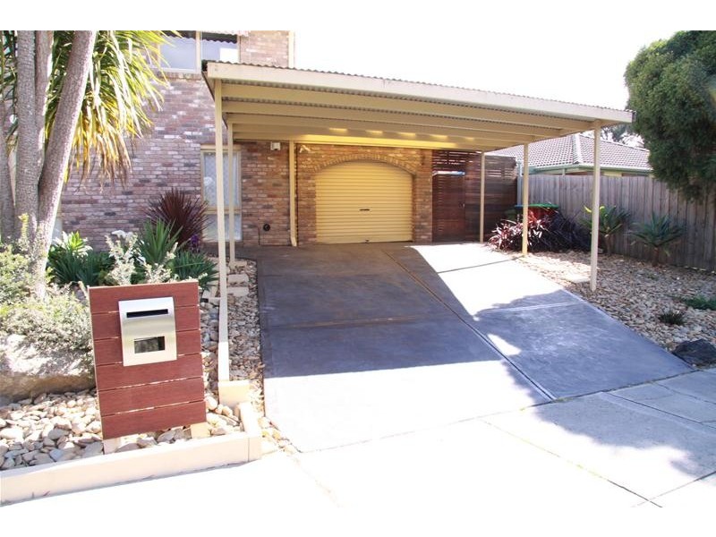 2 Mildura Crescent, Endeavour Hills VIC 3802