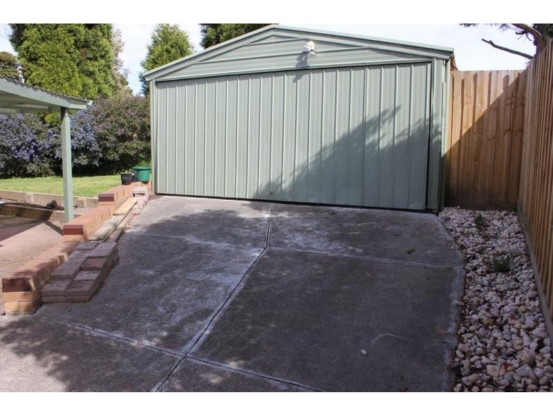 6 Thredbo Court, Dandenong North VIC 3175