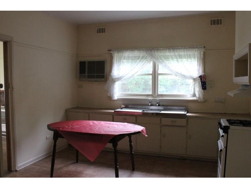 27 New Street, Dandenong VIC 3175