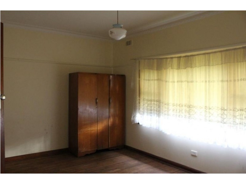 27 New Street, Dandenong VIC 3175