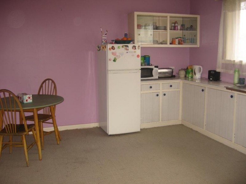 6 Marie Street, Doveton VIC 3177