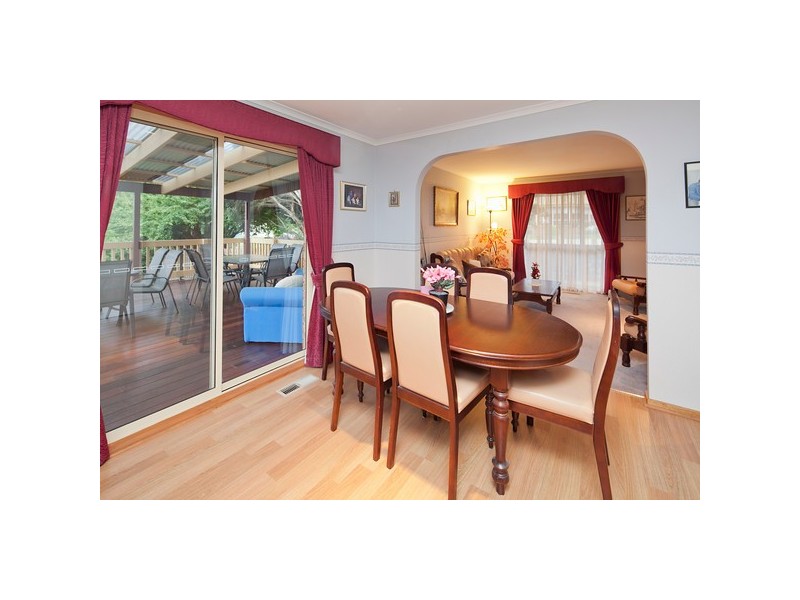 34 Cunningham Drive, Endeavour Hills VIC 3802