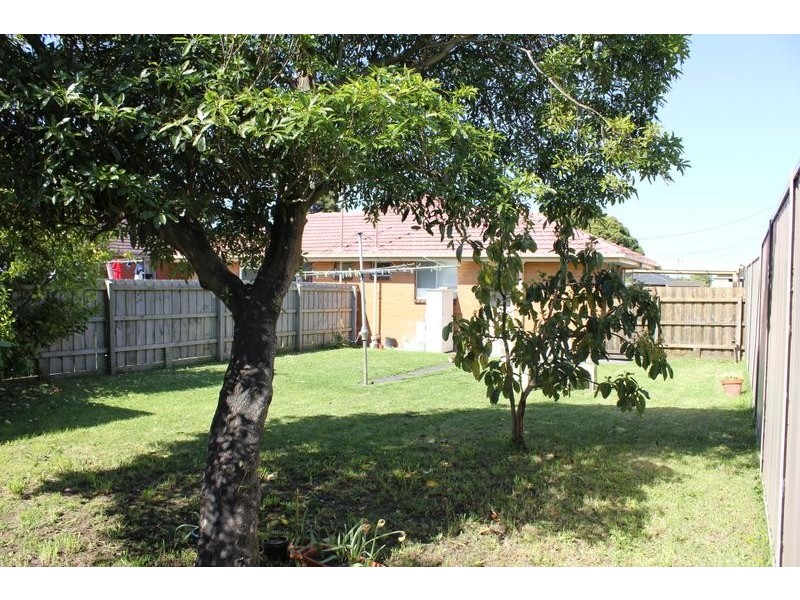 2 Jillian Street, Dandenong North VIC 3175