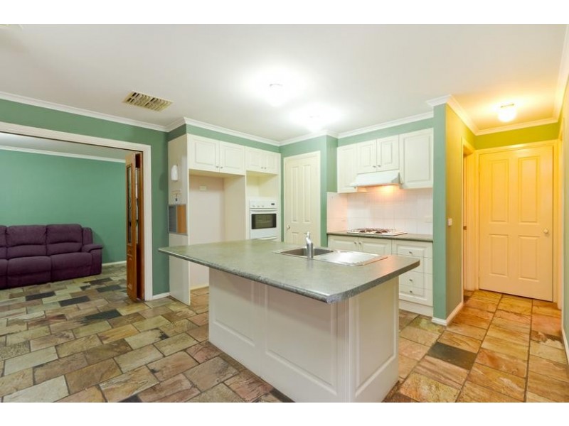 14 Emmerson Street, Keysborough VIC 3173