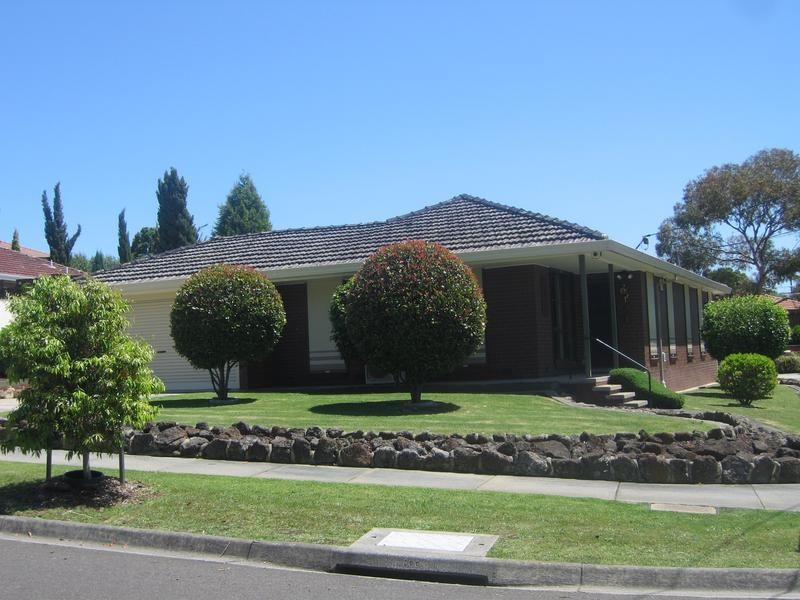 23 Francesco Drive, Dandenong North VIC 3175