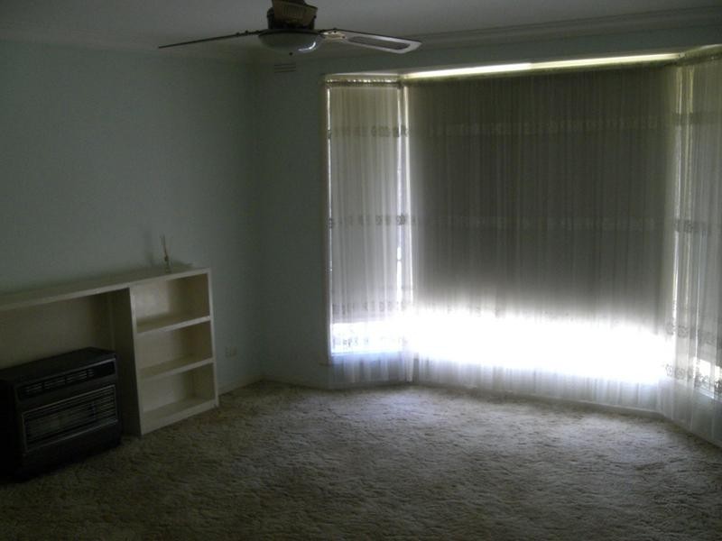 1/30 Sabine Avenue, Dandenong North VIC 3175