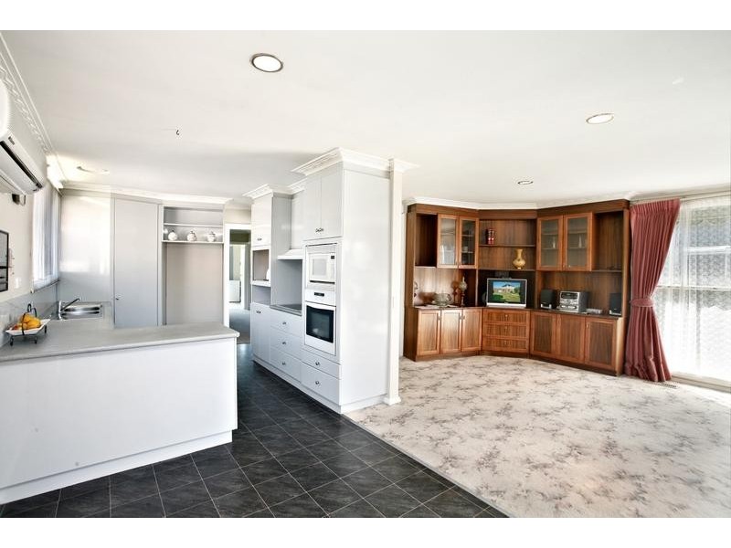 5 Parramatta Crescent, Noble Park VIC 3174