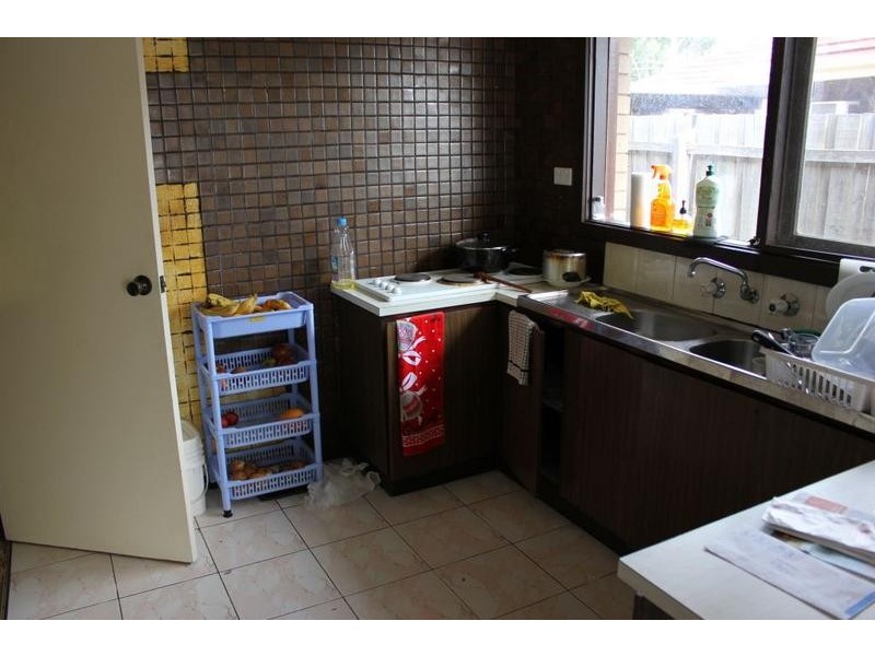 63 Kingclere Avenue, Keysborough VIC 3173