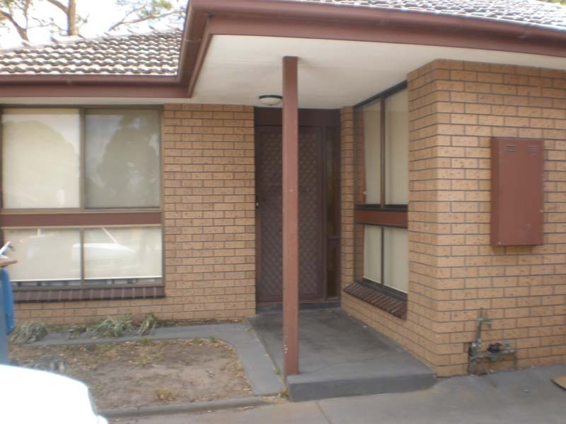 4/24 Close Avenue, Dandenong VIC 3175