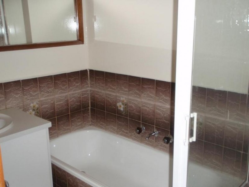 4/24 Close Avenue, Dandenong VIC 3175