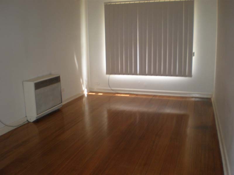 2/3 Tudor Crescent, Noble Park North VIC 3174