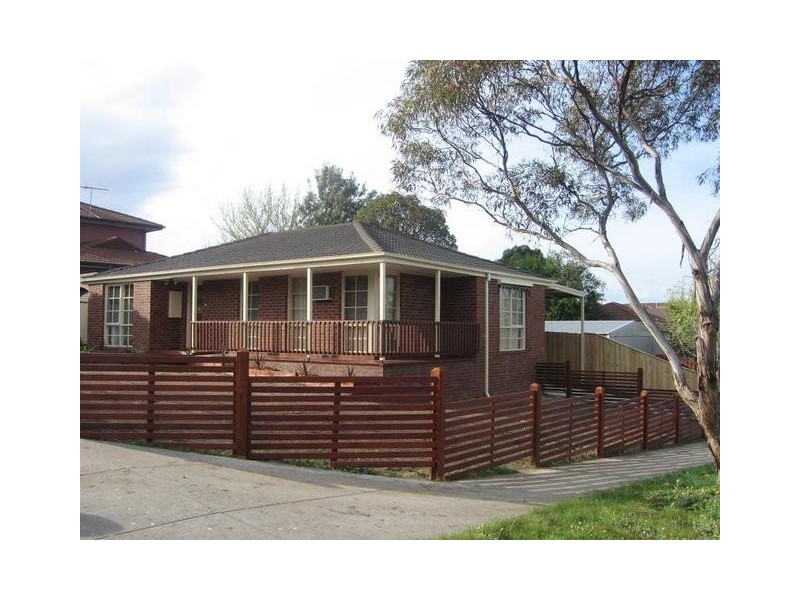 29 Robert Molyneux Avenue, Endeavour Hills VIC 3802