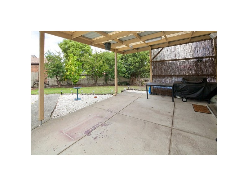 8 Conran Avenue, Endeavour Hills VIC 3802