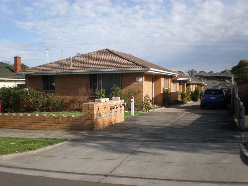 3/32 Benga Avenue, Dandenong VIC 3175