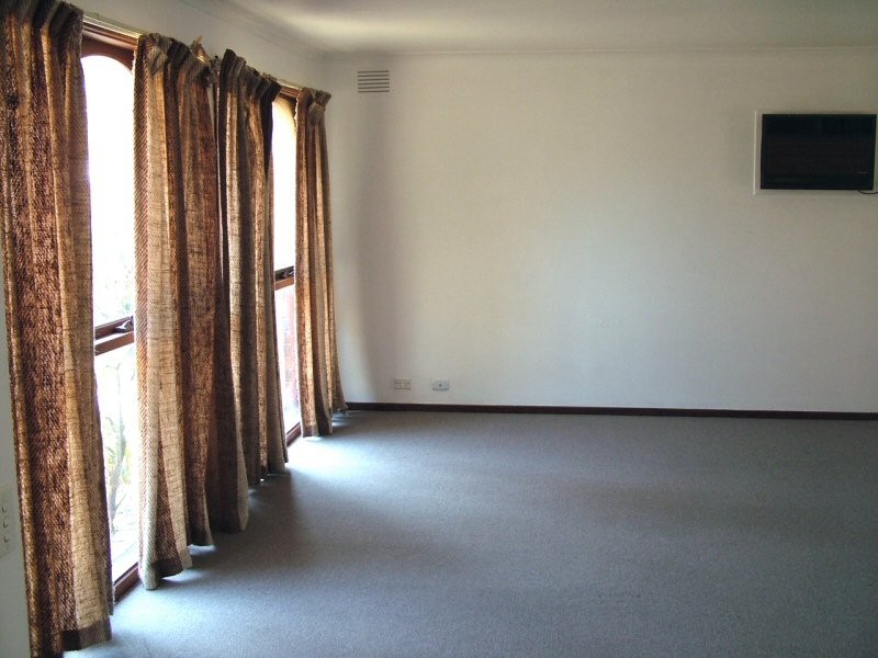 191 James Cook Drive, Endeavour Hills VIC 3802