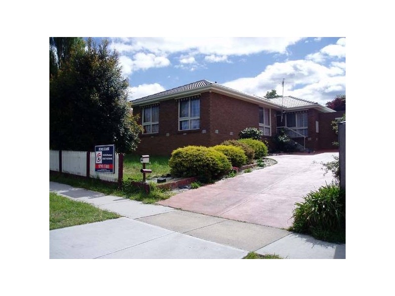 47 Charles Green Avenue, Endeavour Hills VIC 3802