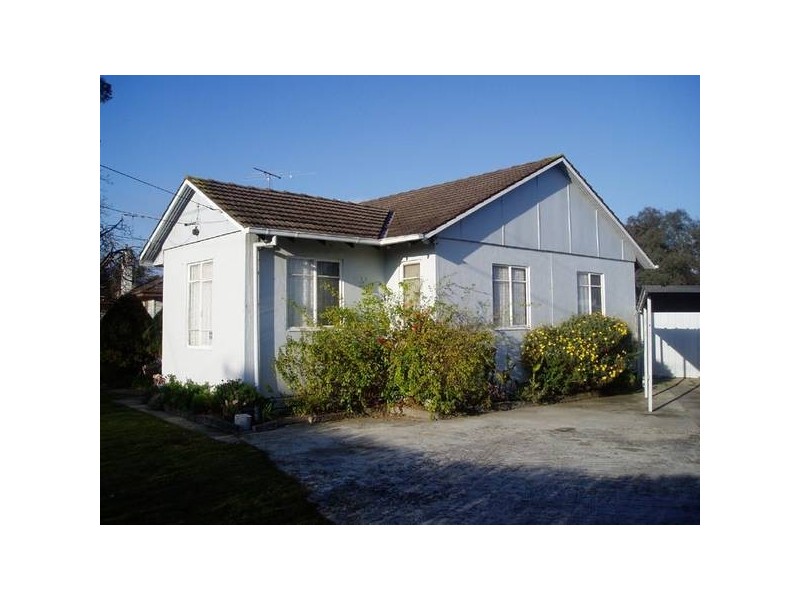 20 Oak Avenue, Doveton VIC 3177