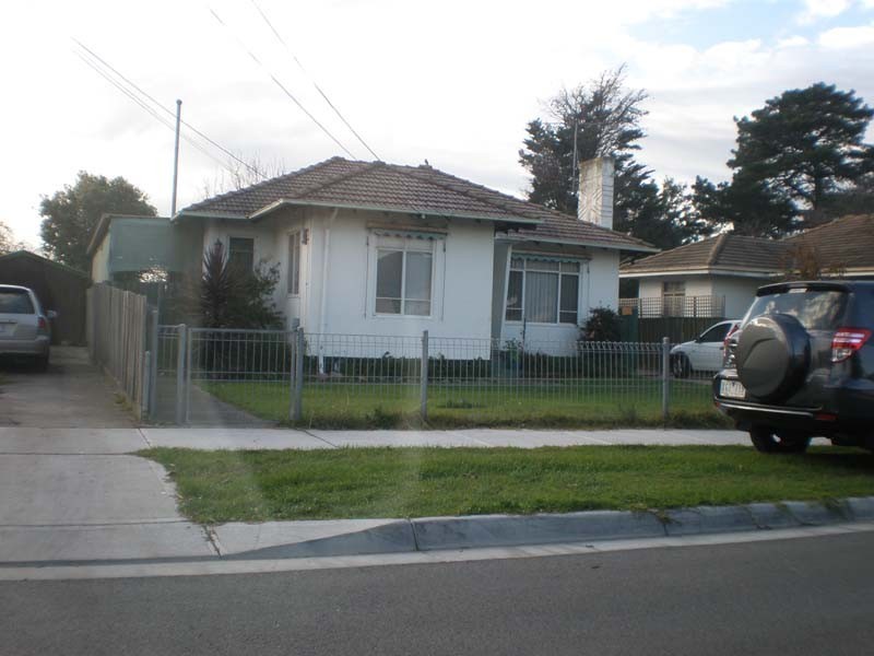 6 Kanooka Grove, Doveton VIC 3177