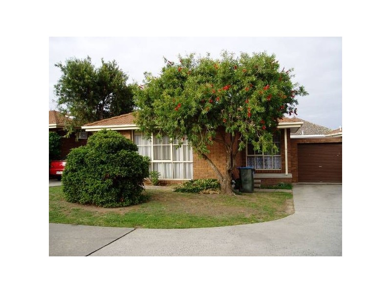 2/25 Kays Avenue, Hallam VIC 3803