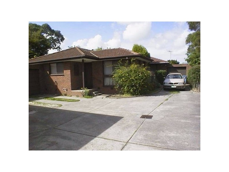 2/24 Bruce Street, Dandenong VIC 3175