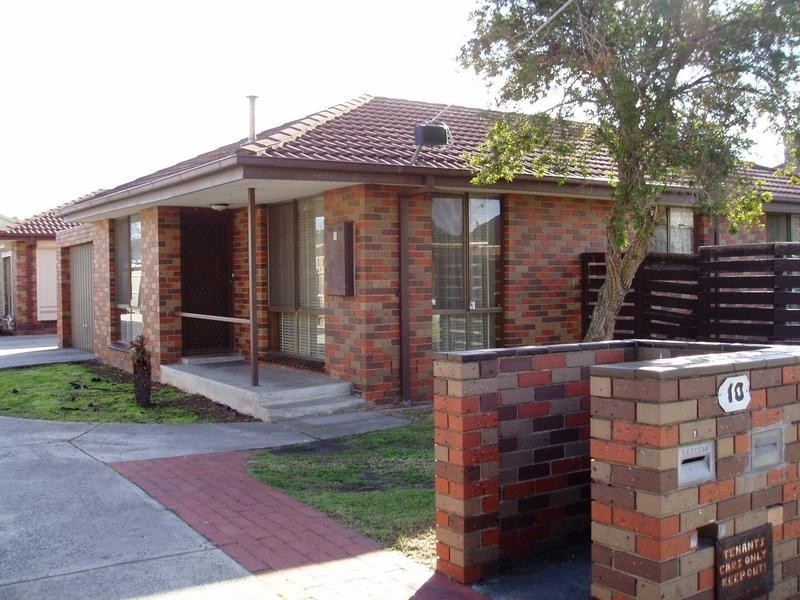 1/10 Royal Avenue, Springvale VIC 3171