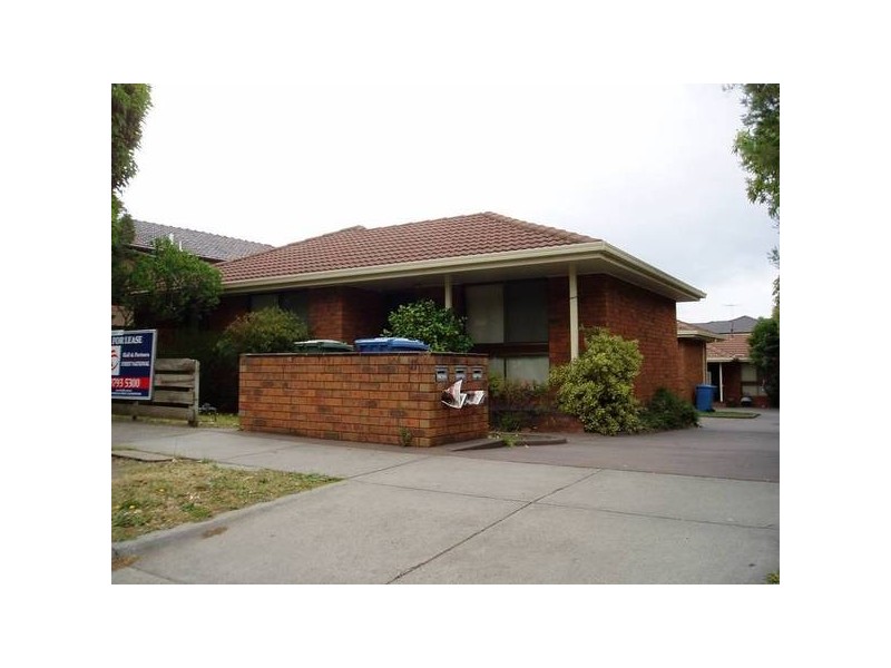 1/11 Close Avenue, Dandenong VIC 3175
