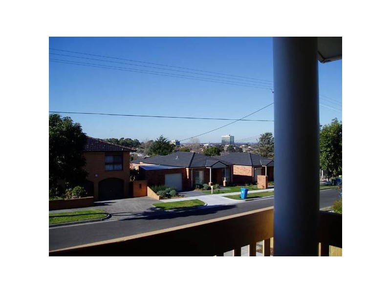 Wilma Avenue, Dandenong VIC 3175