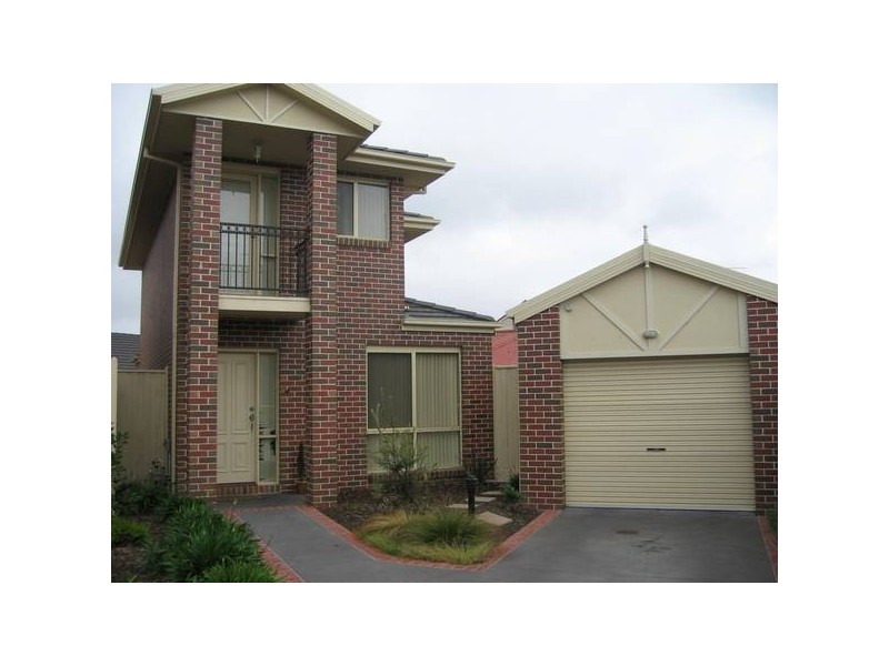 4/3 Devon Court, Dandenong VIC 3175