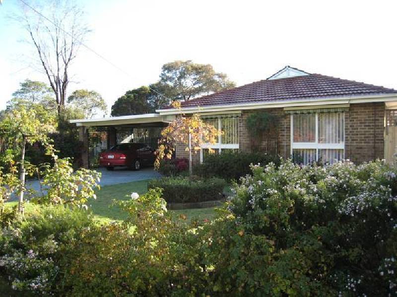 5 Karol Court, Hampton Park VIC 3976