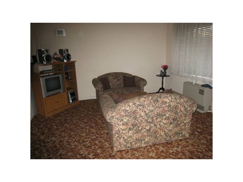 Benga Avenue, Dandenong VIC 3175