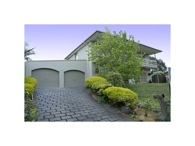 5 Rokewood Court, Endeavour Hills VIC 3802