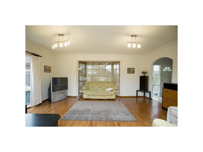 5 Rokewood Court, Endeavour Hills VIC 3802