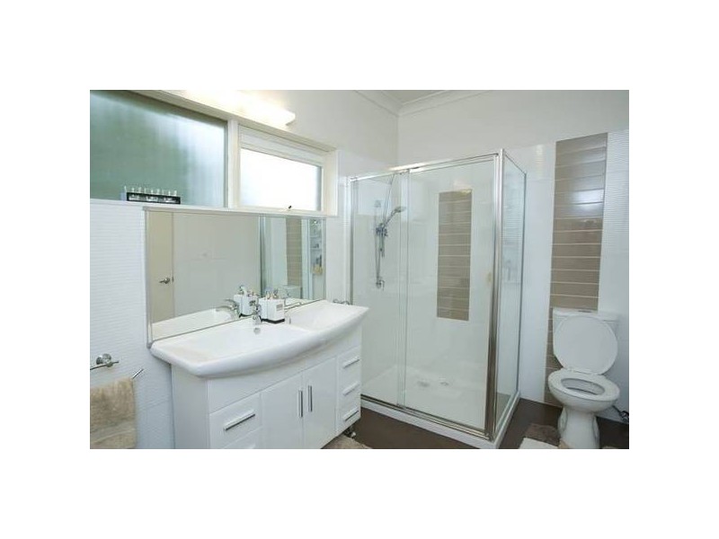 5 Rokewood Court, Endeavour Hills VIC 3802