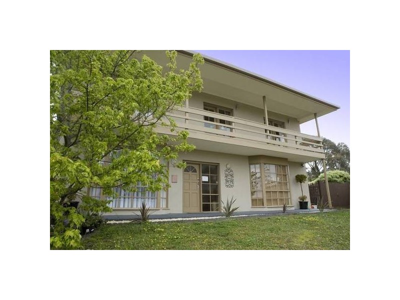 5 Rokewood Court, Endeavour Hills VIC 3802