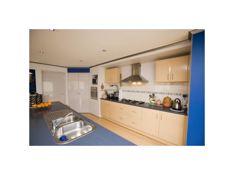 The Quays, Narre Warren South VIC 3805