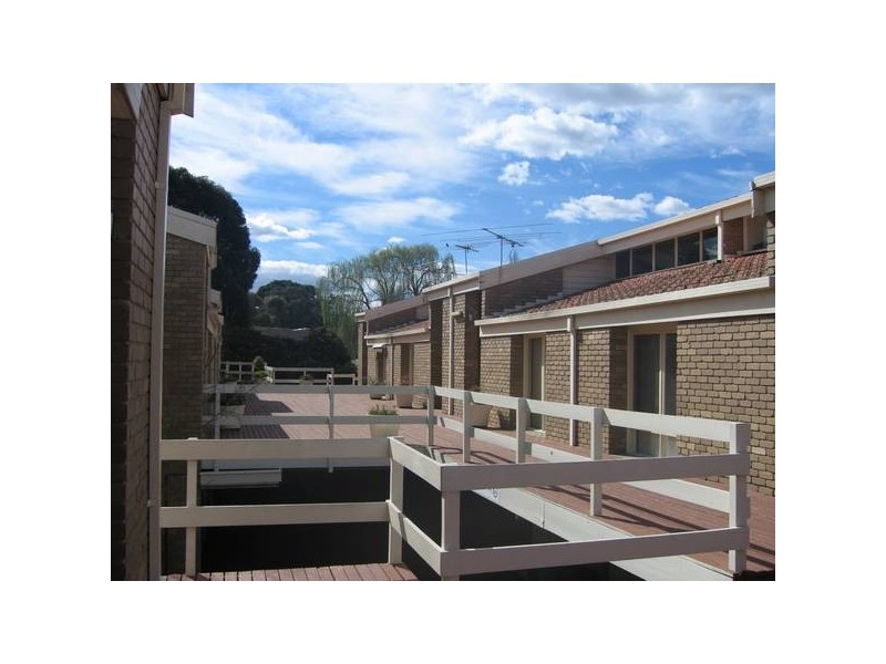 9/7 Wyuna Drive, Noble Park VIC 3174