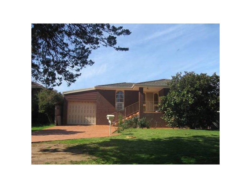Manley Crescent, Endeavour Hills VIC 3802