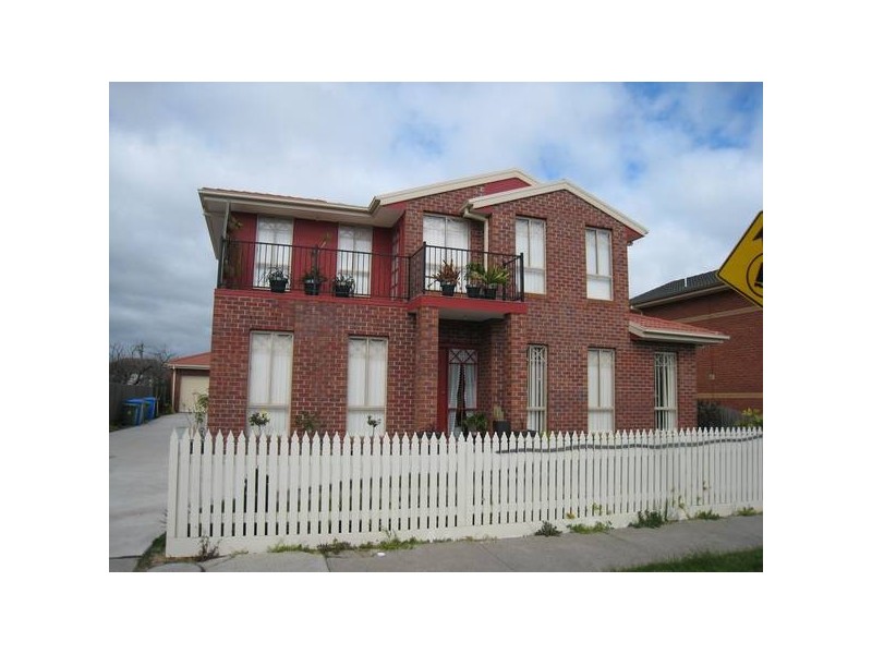 1/67 Hemmings Street, Dandenong VIC 3175