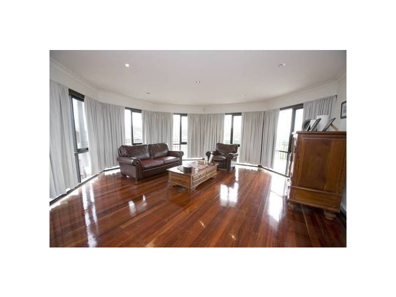 198 Outlook Drive, Dandenong North VIC 3175