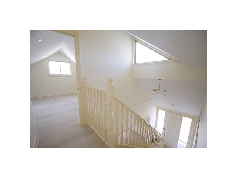 1/13 Dunvegan Crescent, Dandenong VIC 3175